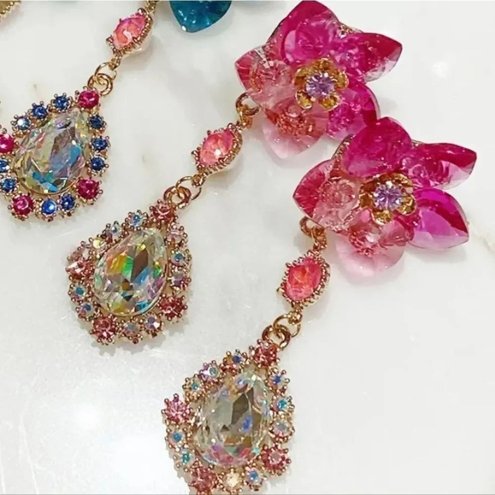 NWOT Pink Flower Crystal Earrings